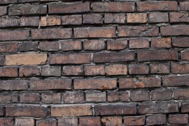 Who Does Brick Stainings